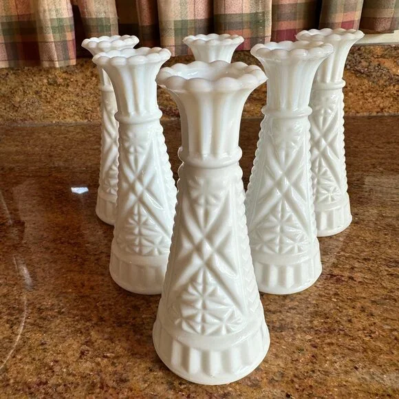 Vintage Anchor Hocking Stars & Bars Milk Glass Bud Vase 6"  Lot of 6 MCM Wedding - Picture 4 of 5